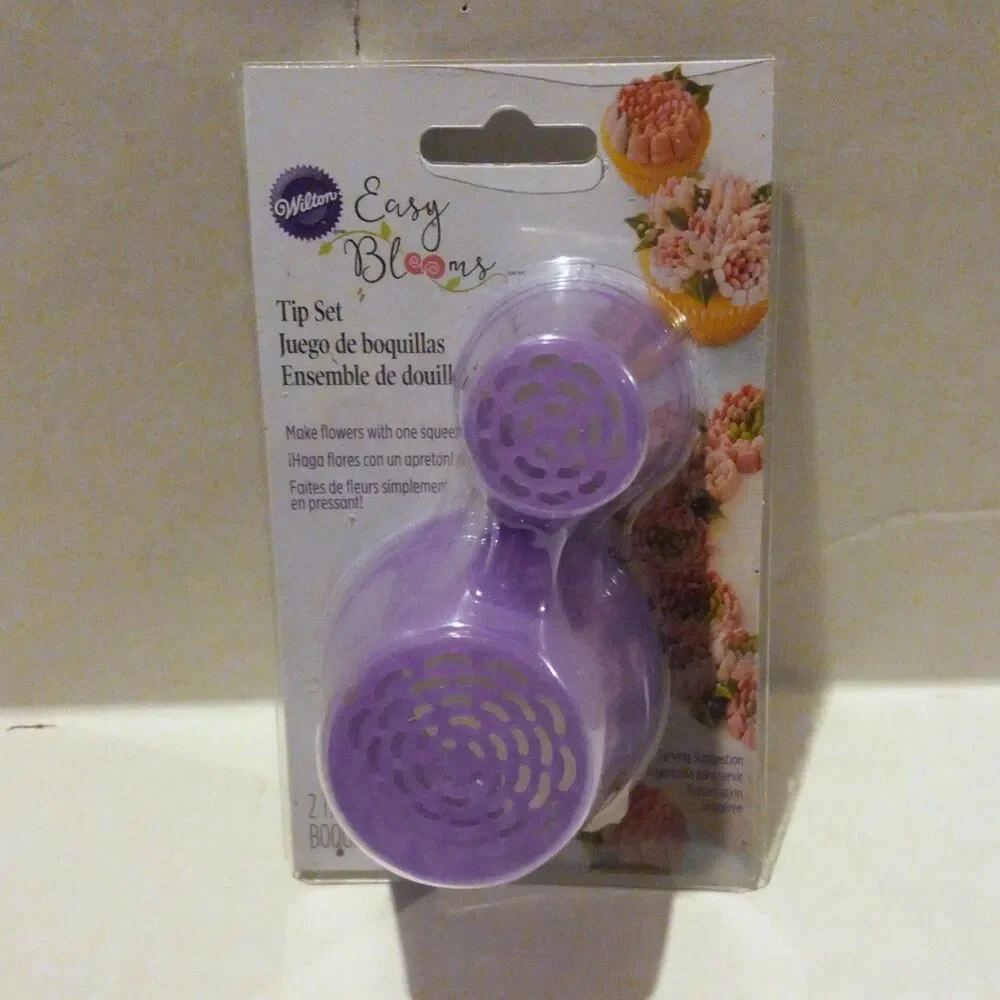 Wilton Easy Blooms Tip Set-Set Of 2-Cake Cupcake Decorating-Mums-Succulents-NEW